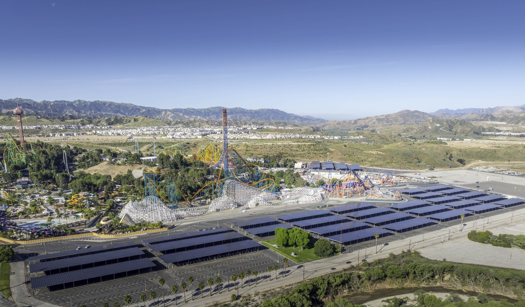 Six Flags Magic Mountain solar carport canopy